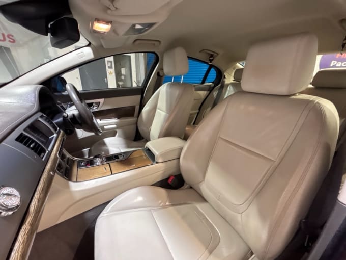 2025 Jaguar Xf