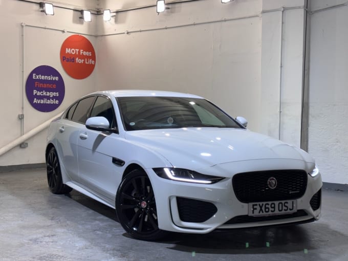 2025 Jaguar Xe