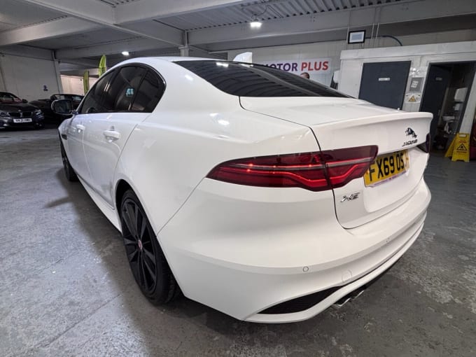 2025 Jaguar Xe