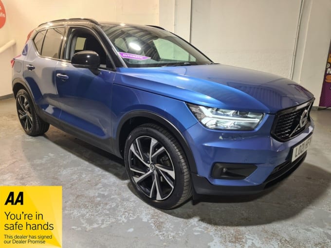 2025 Volvo Xc40