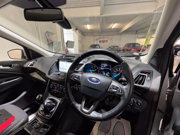 2025 Ford Kuga
