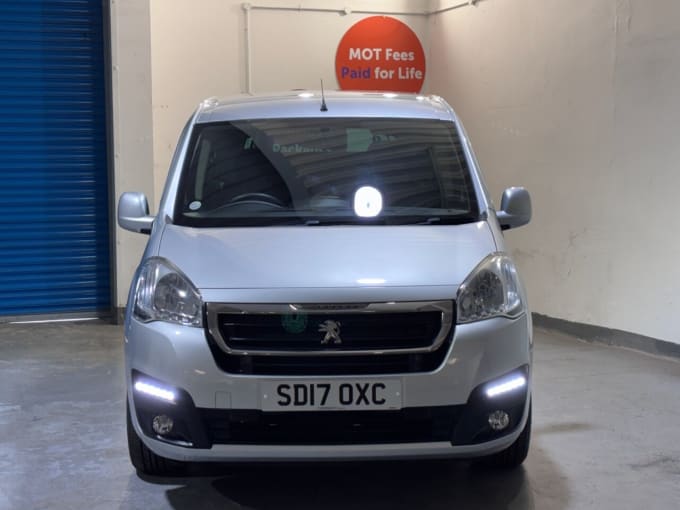 2025 Peugeot Partner