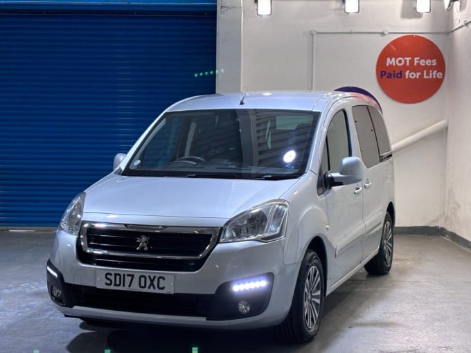 2025 Peugeot Partner