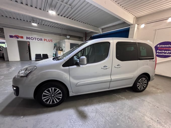 2025 Peugeot Partner