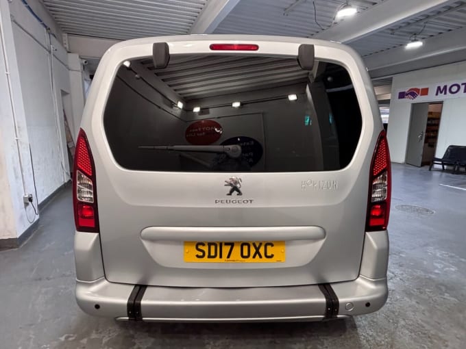 2025 Peugeot Partner