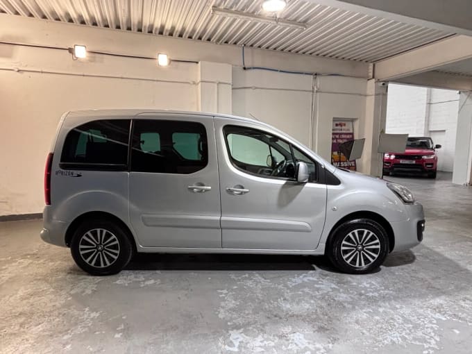 2025 Peugeot Partner