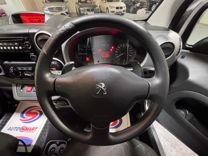 2025 Peugeot Partner