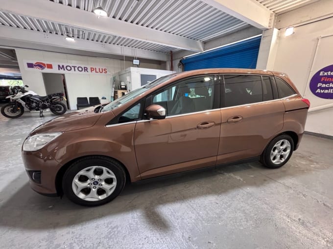 2025 Ford Grand C-max