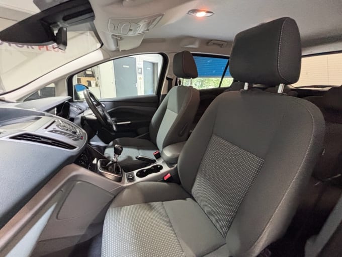2025 Ford Grand C-max
