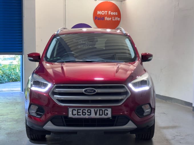 2025 Ford Kuga
