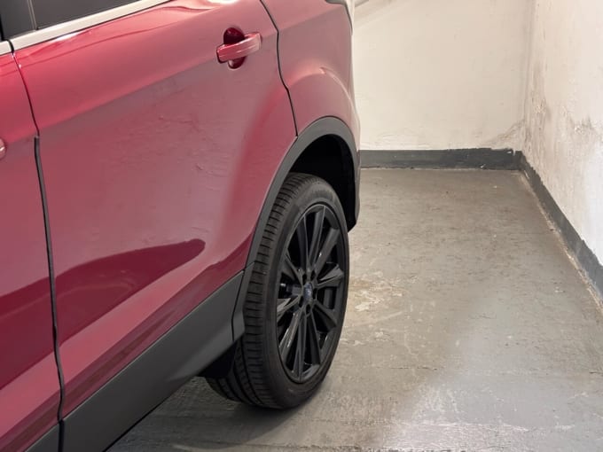 2025 Ford Kuga