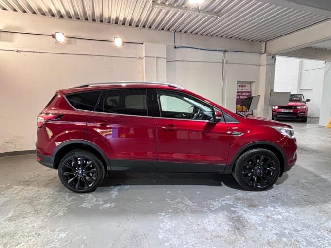 2025 Ford Kuga
