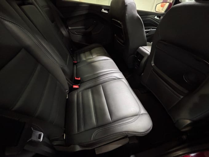2025 Ford Kuga