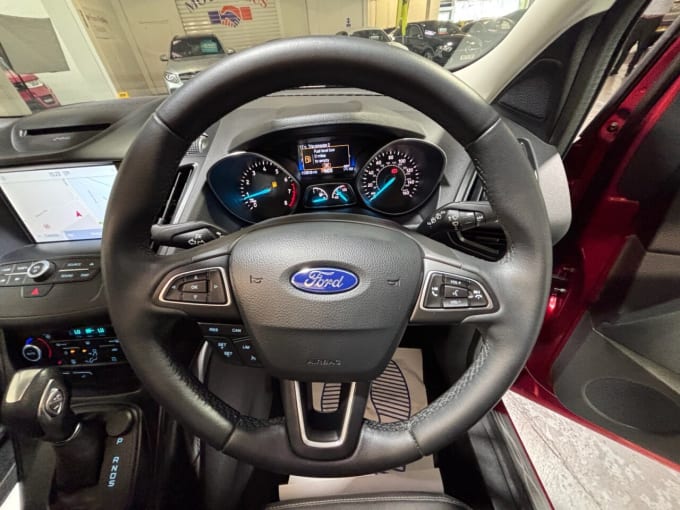 2025 Ford Kuga
