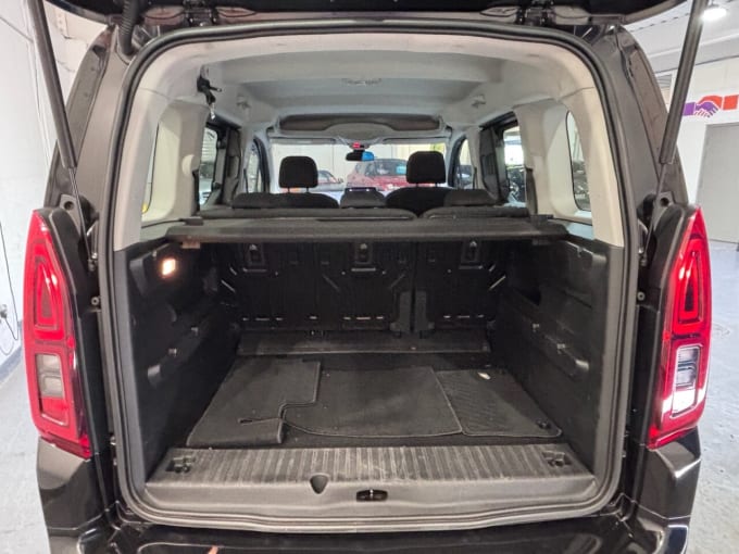 2025 Vauxhall Combo Life