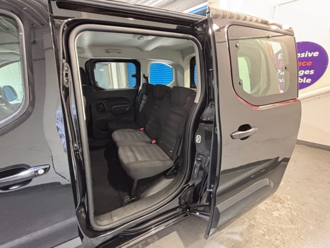 2025 Vauxhall Combo Life