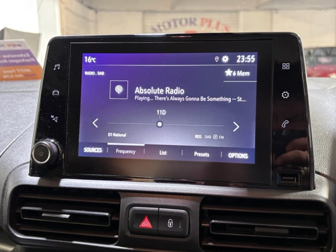 2025 Vauxhall Combo Life