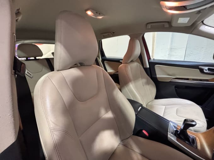 2025 Volvo Xc60