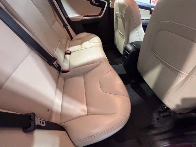 2025 Volvo Xc60