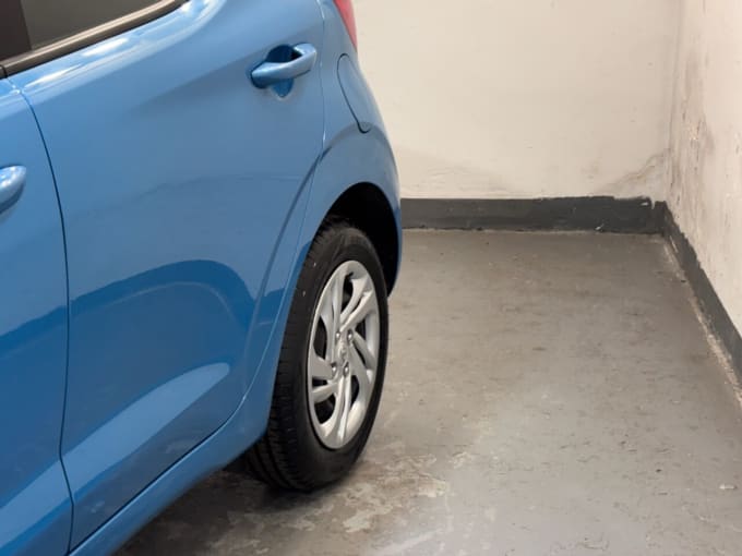 2025 Hyundai I10