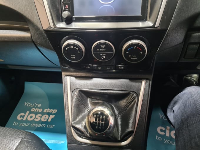 2025 Mazda Mazda5