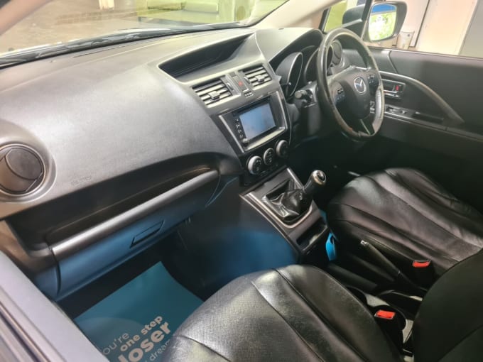 2025 Mazda Mazda5