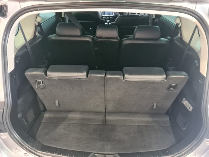 2025 Mazda Mazda5
