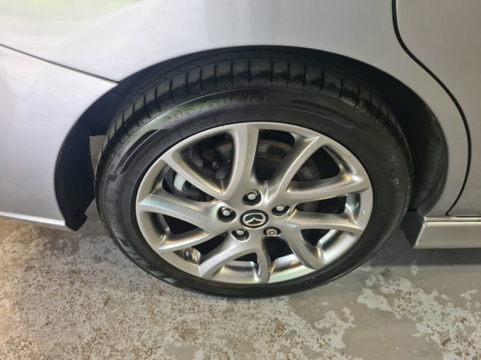 2025 Mazda Mazda5