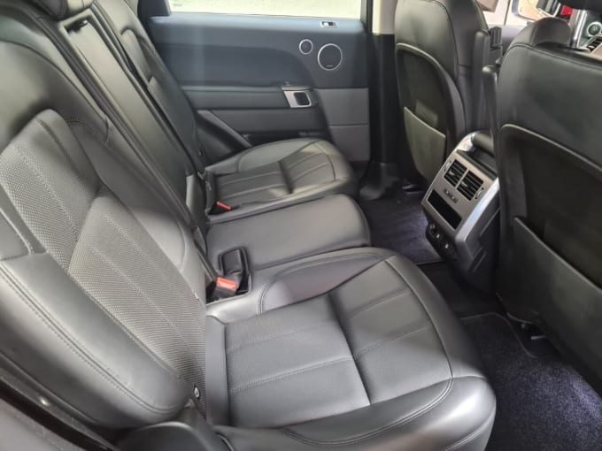 2025 Land Rover Range Rover Sport