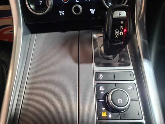 2025 Land Rover Range Rover Sport