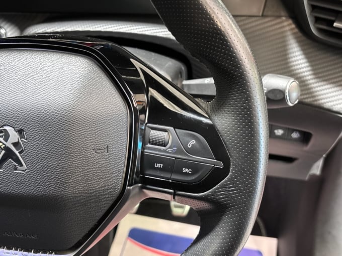 2025 Peugeot 2008