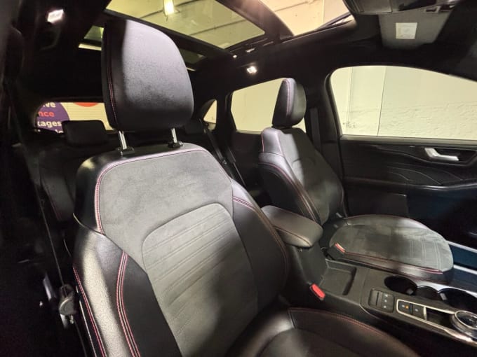 2025 Ford Kuga