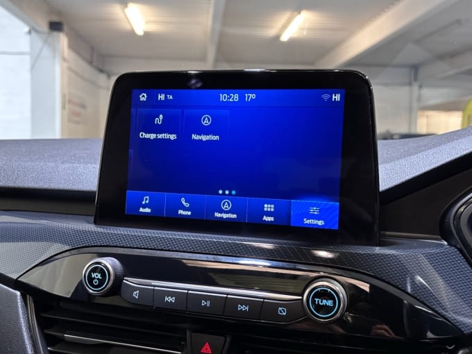 2025 Ford Kuga