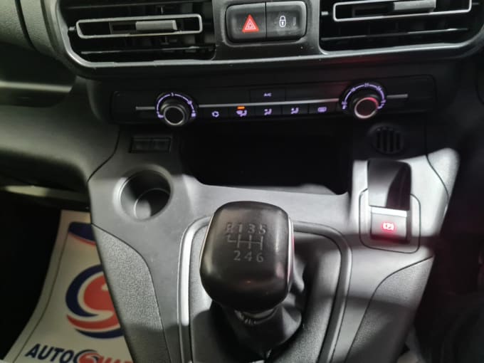 2025 Vauxhall Combo Life