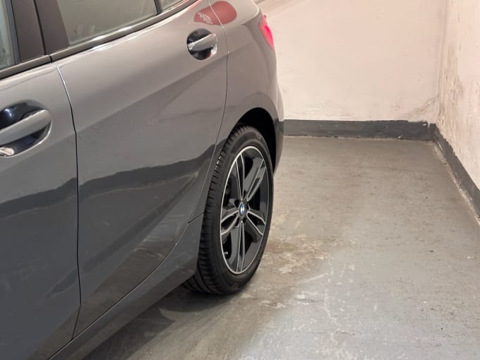 2025 BMW 1 Series