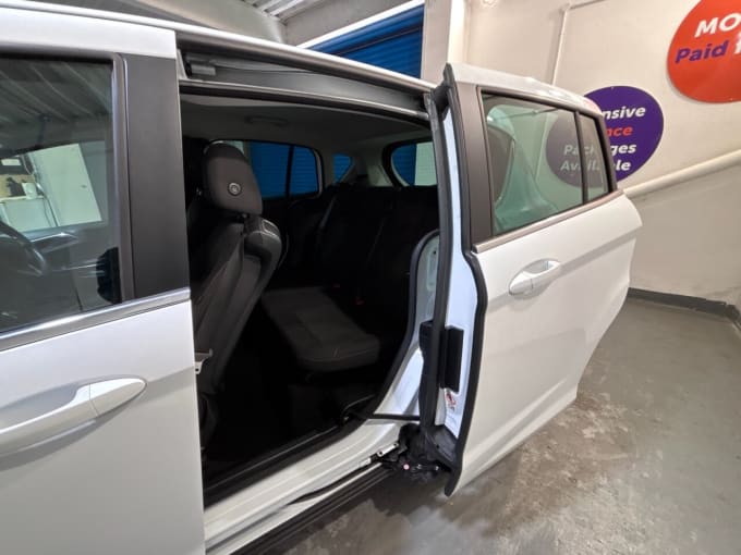2025 Ford B-max