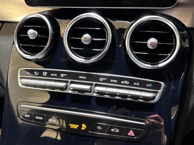 2025 Mercedes-benz C-class