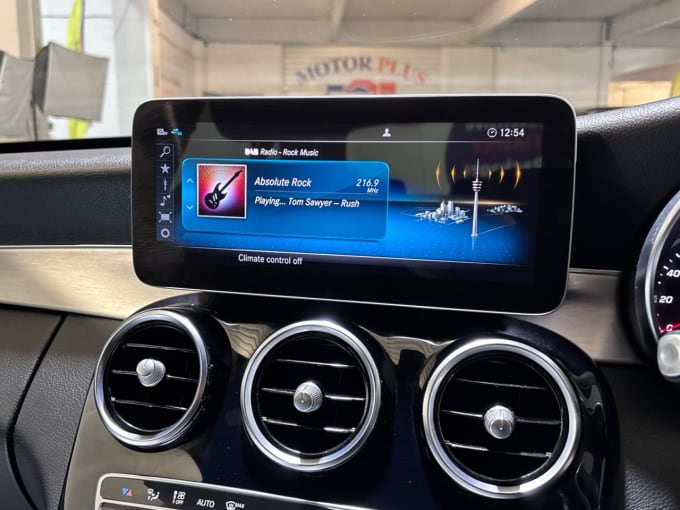 2025 Mercedes-benz C-class