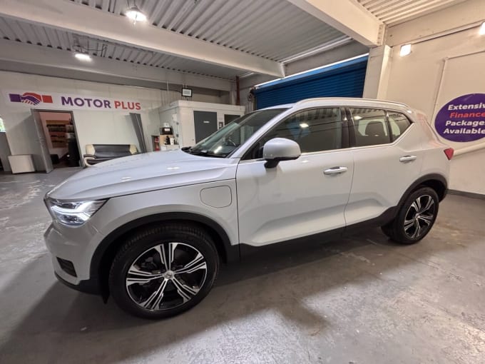 2025 Volvo Xc40