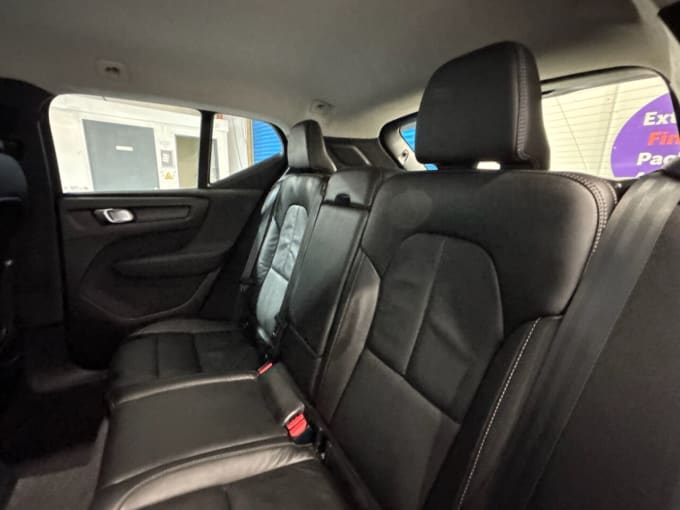 2025 Volvo Xc40