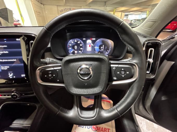 2025 Volvo Xc40