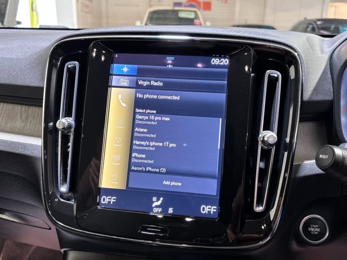 2025 Volvo Xc40