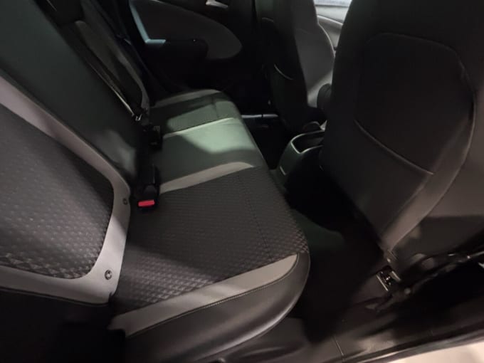 2025 Vauxhall Crossland X