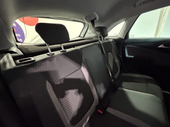 2025 Vauxhall Crossland X