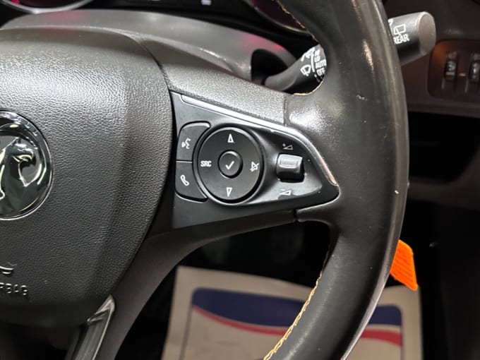2025 Vauxhall Crossland X