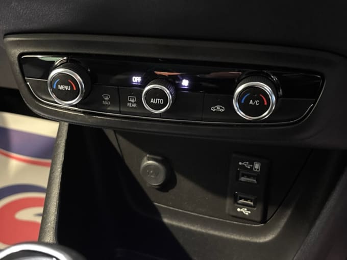 2025 Vauxhall Crossland X