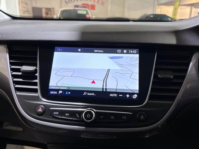 2025 Vauxhall Crossland X