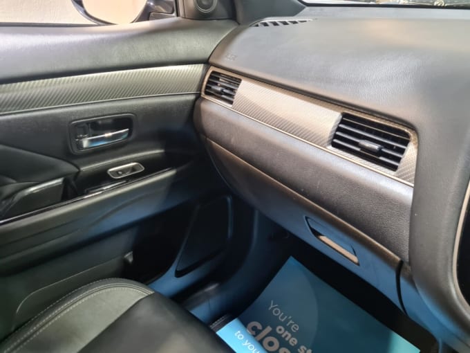 2025 Mitsubishi Outlander