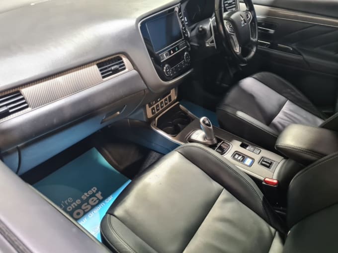 2025 Mitsubishi Outlander