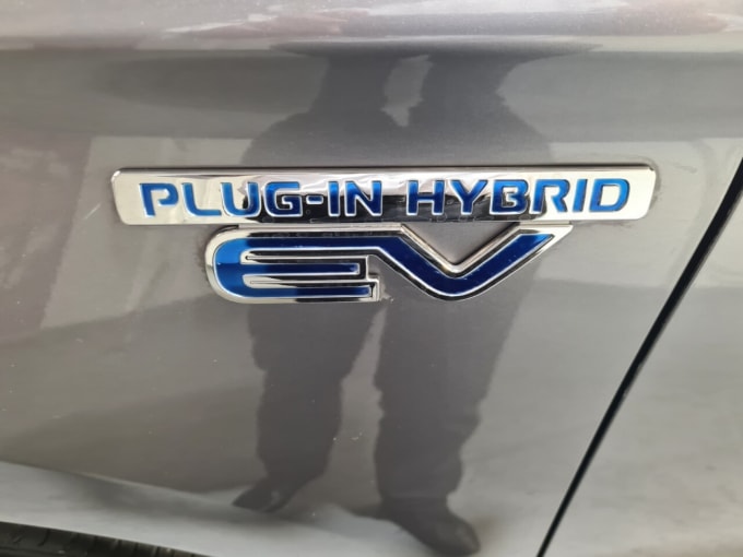 2025 Mitsubishi Outlander